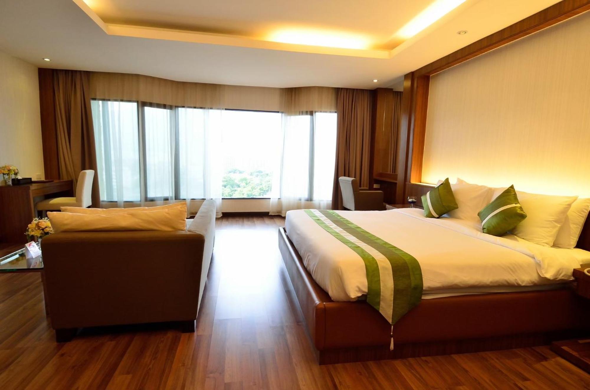 Chiangmai Grandview Hotel & Convention Center Chiang Mai Exterior photo